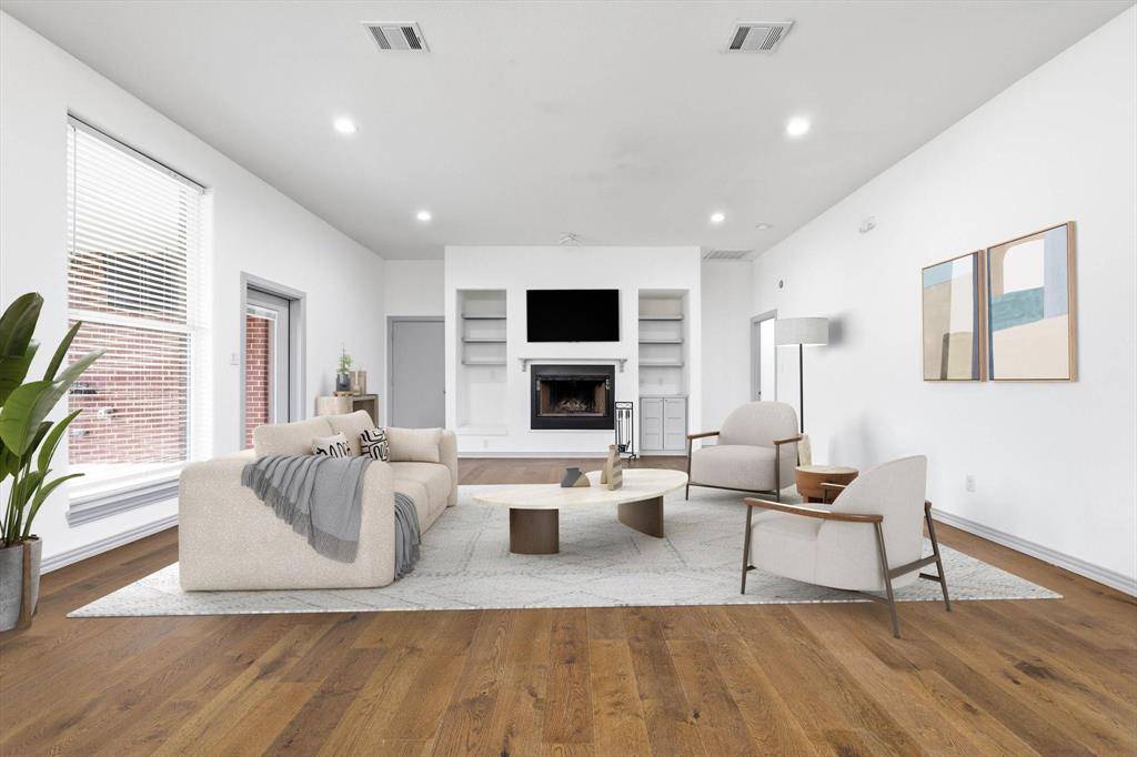 2541 Town View Drive, Cedar Hill, TX 75104