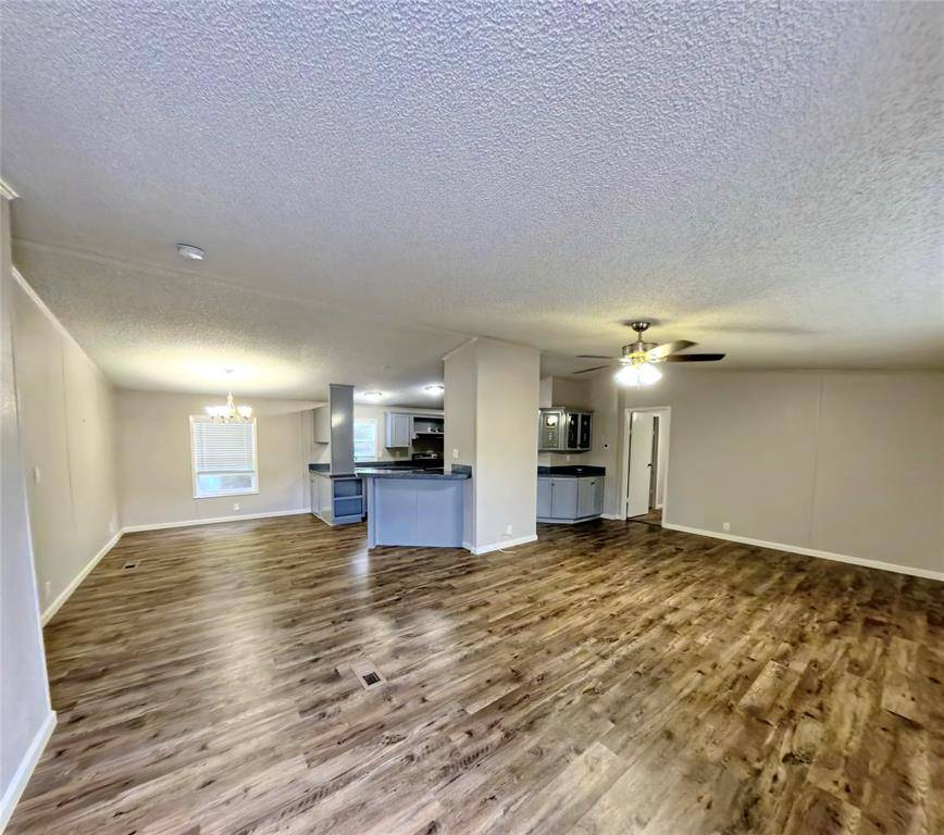 1315 Phoenix Court, Granbury, TX 76048