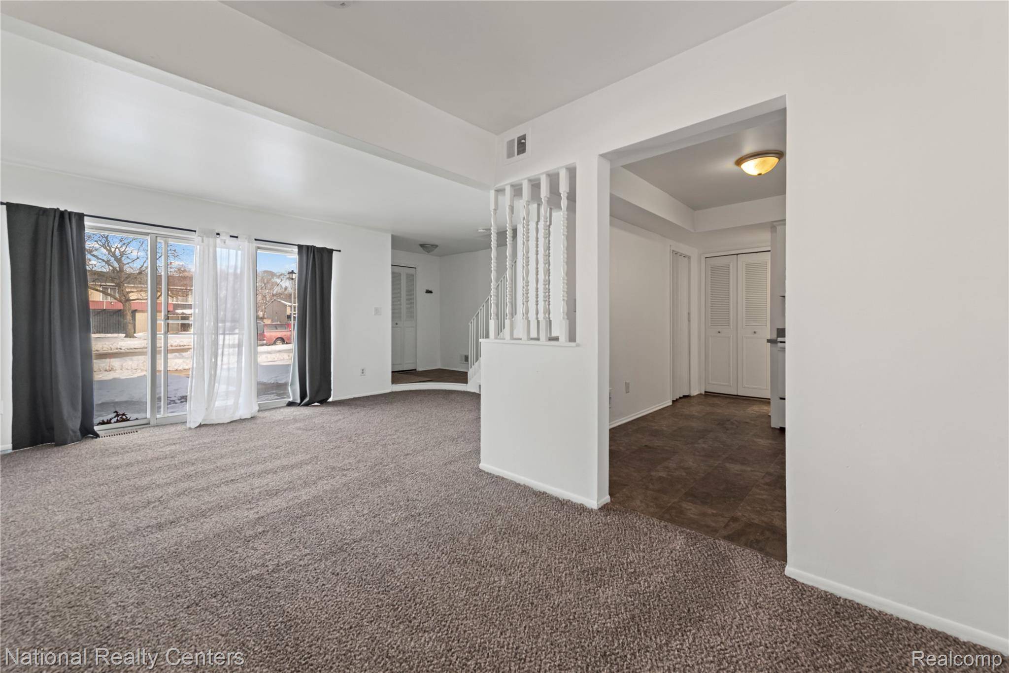 8232 Karam BLVD #1, Warren, MI 48093