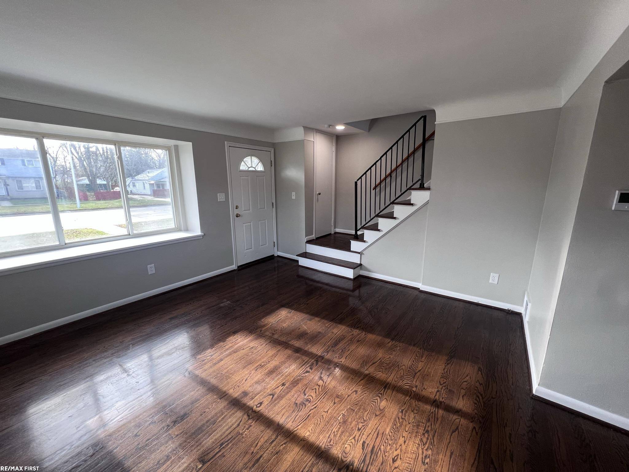 20351 E 8 Mile RD, St Clair Shores, MI 48080