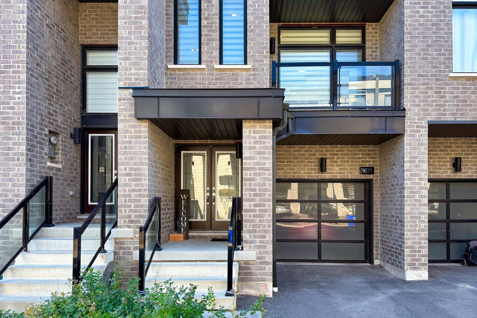 1671 Hidden Valley Glen N/A, Pickering, ON L1X 0H7