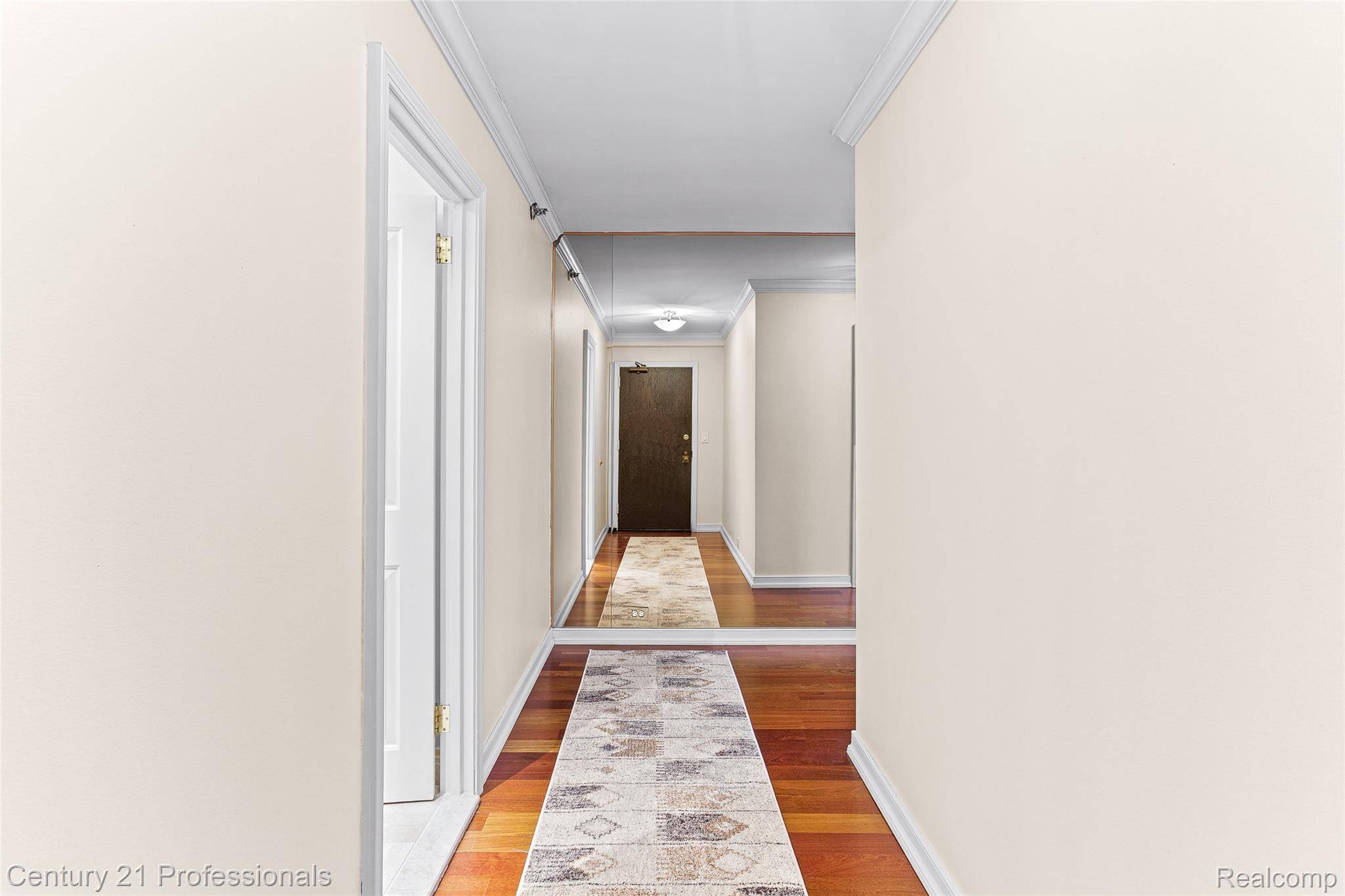 5000 Town Center #1704, Southfieldcity_oakland, MI 48075