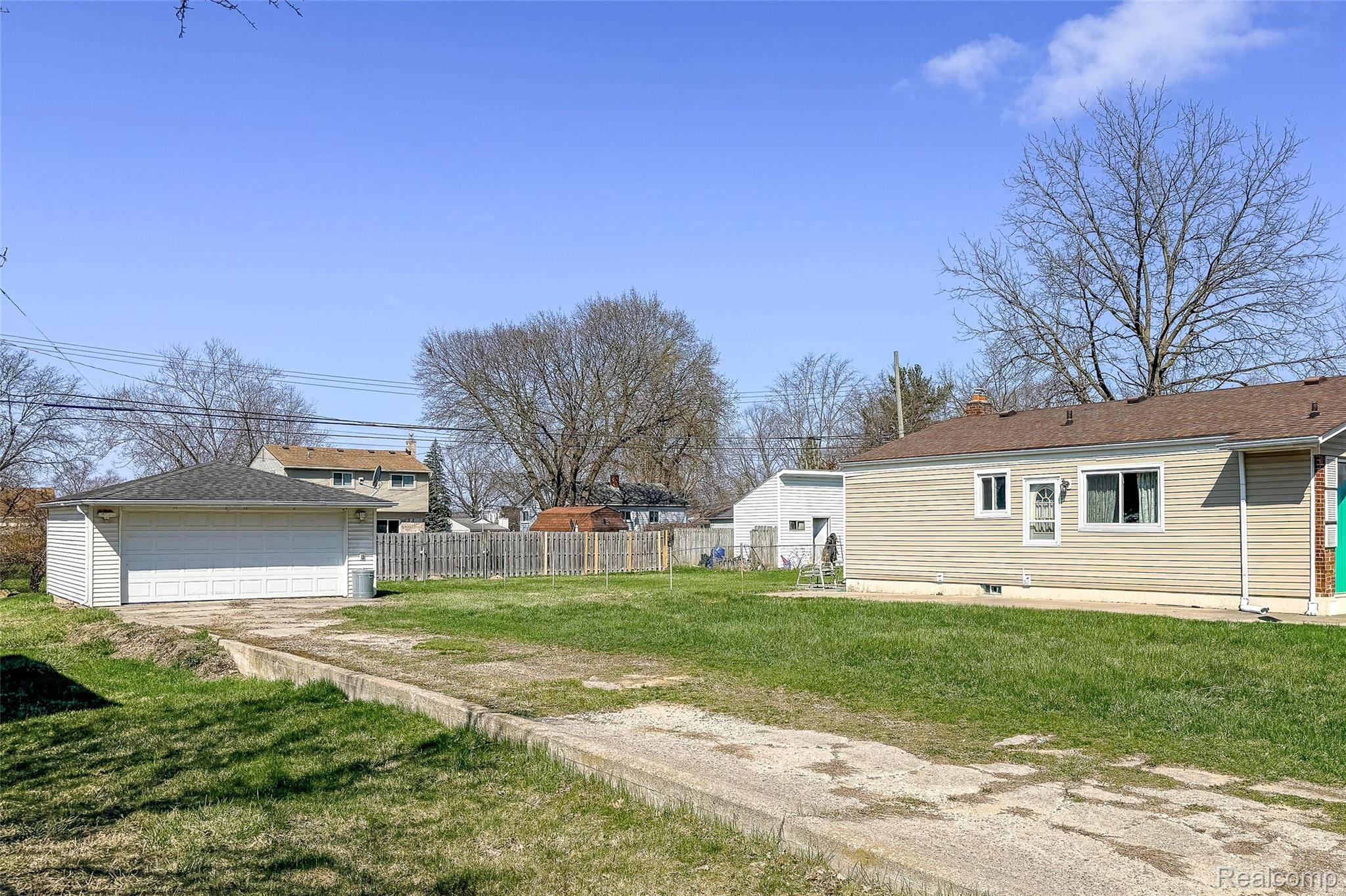 8471 Fremont ST, Westland, MI 48185