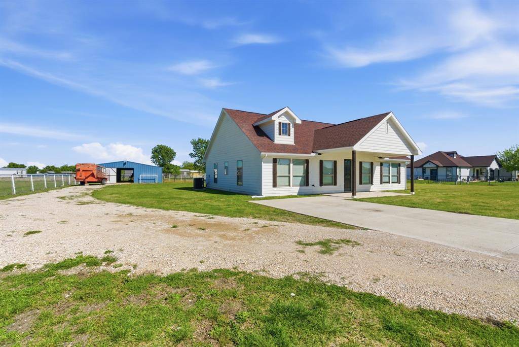 6612 Old Orchard Court, Joshua, TX 76058