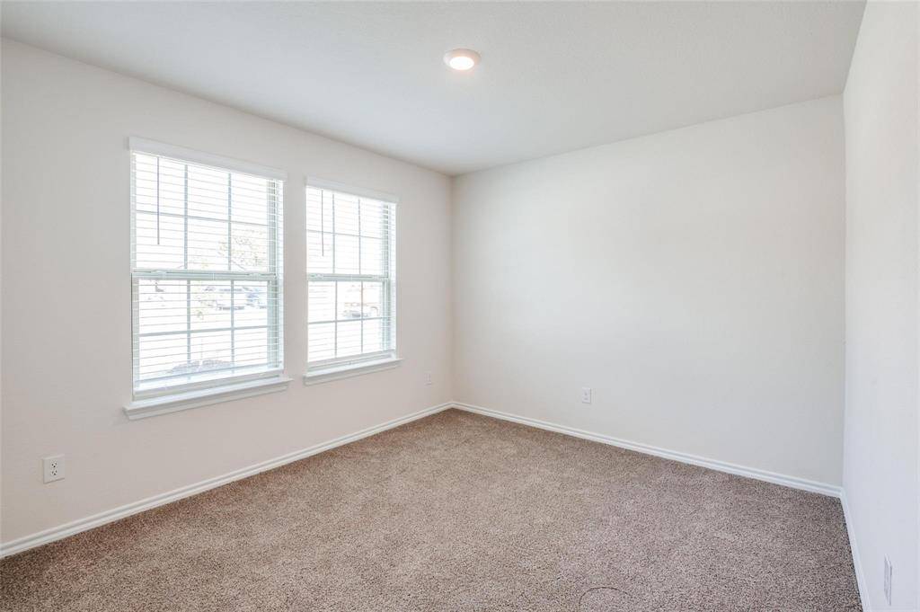 1819 Pecan Valley Drive, Kaufman, TX 75142