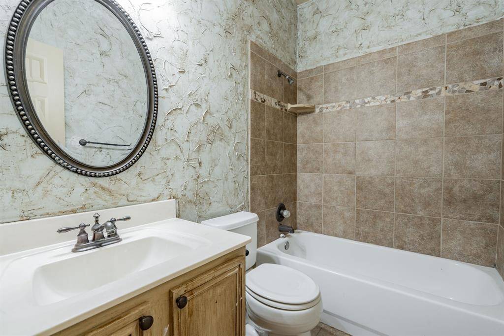 1875 Crestlake Drive, Rockwall, TX 75087