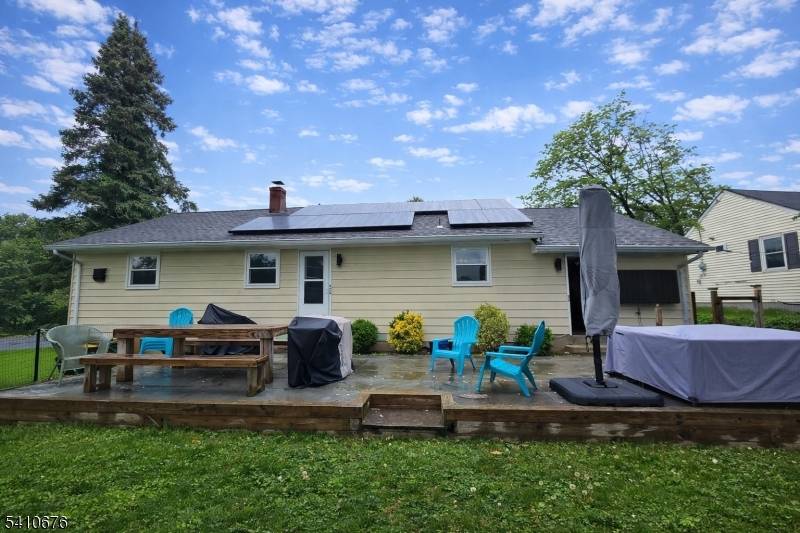 69 Beavers St, High Bridge Boro, NJ 08829