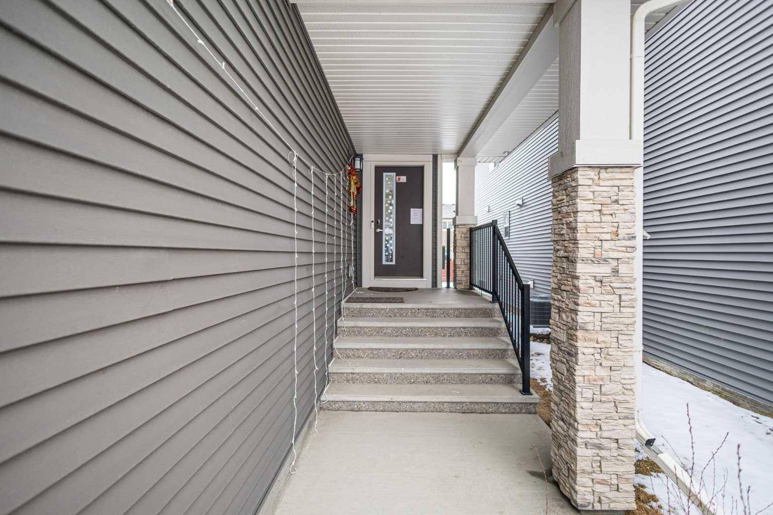 469 Creekrun CRES SW, Airdrie, AB T4B 5J9