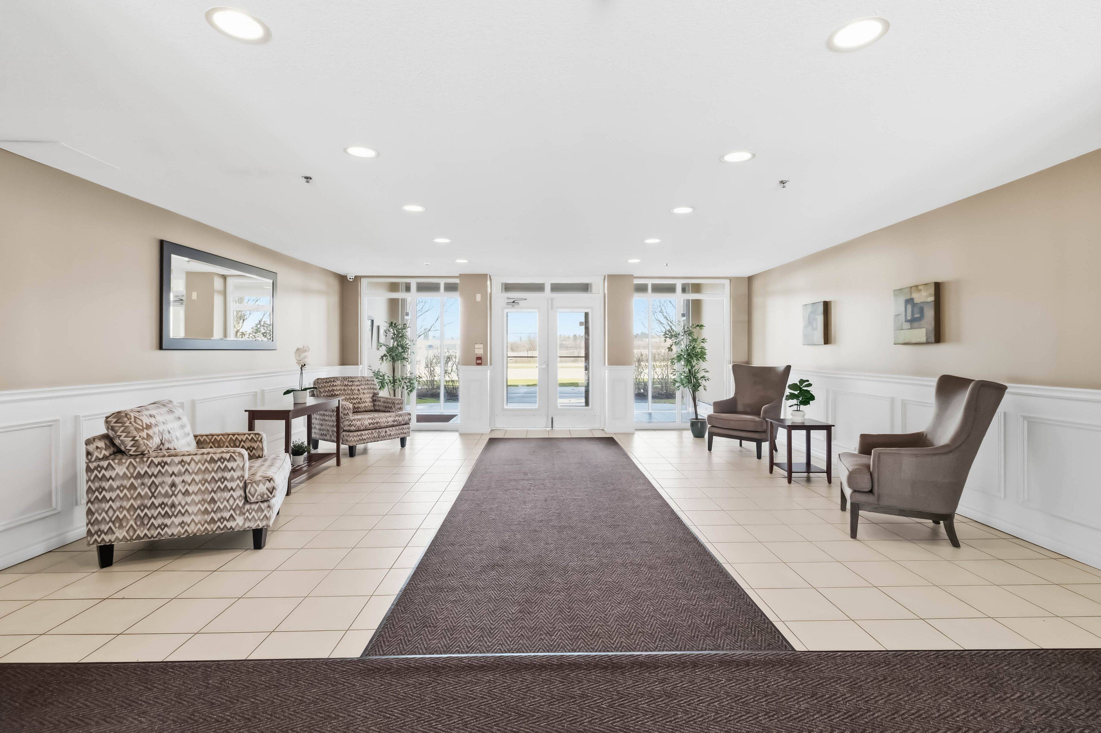 4450 fairview ST S #305, Burlington, ON L7L 7K7