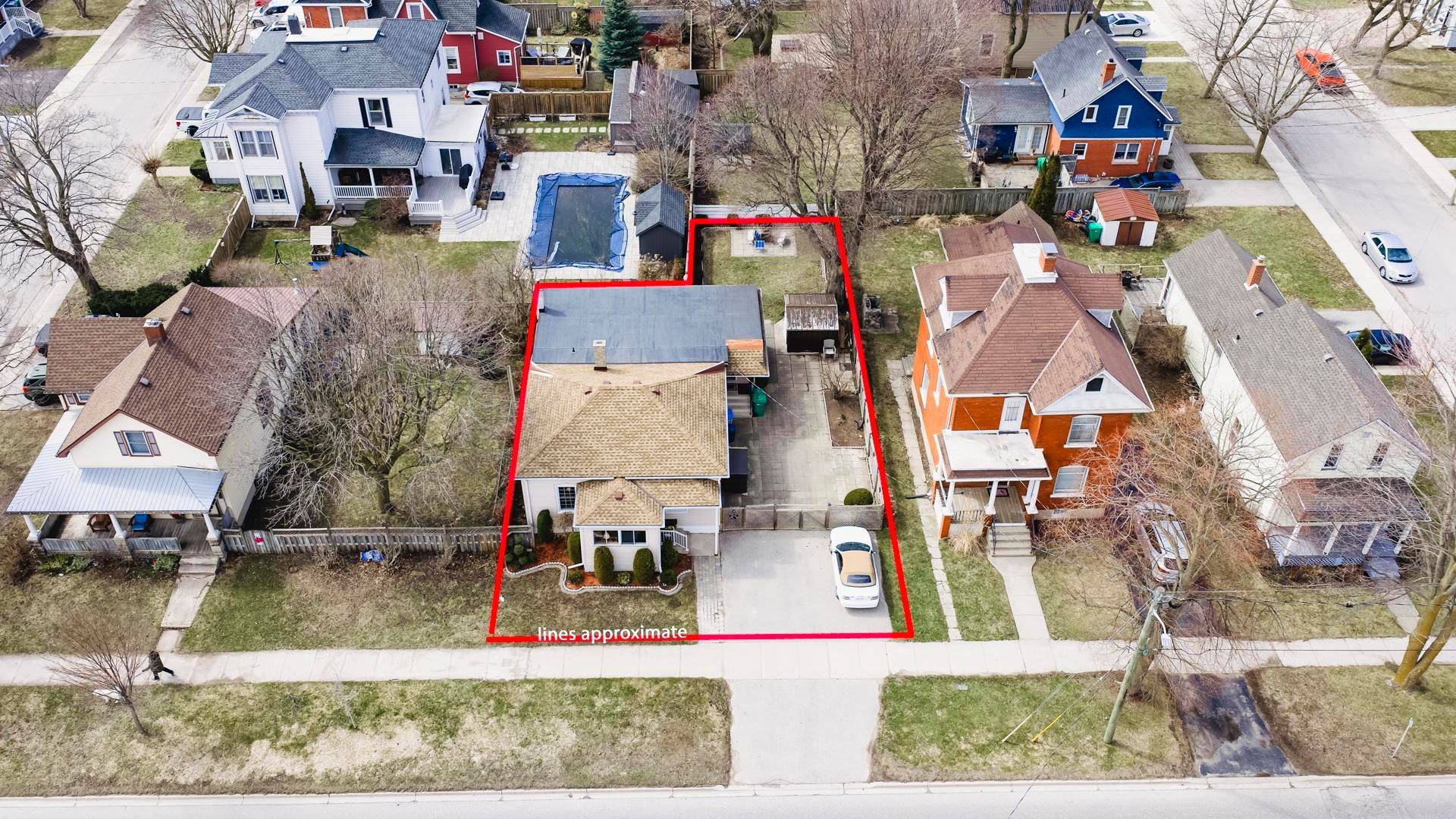 107 Victoria ST N, Goderich, ON N7A 2S2