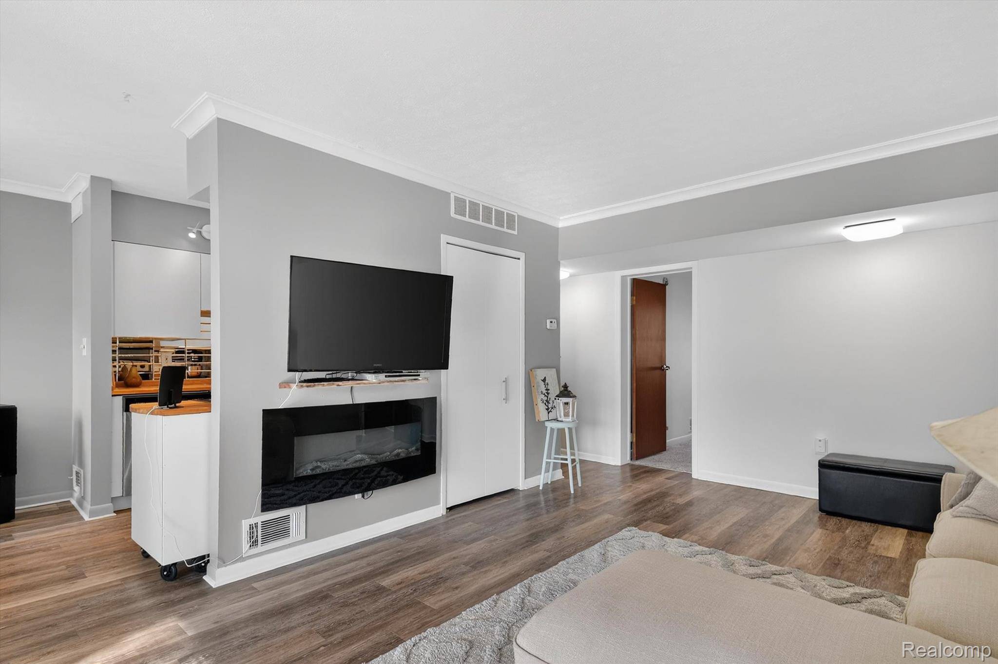 32989 Fargo ST #43, Livonia, MI 48152