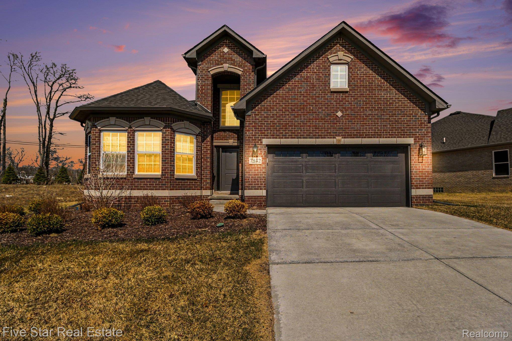 7842 Trailside CT, West Bloomfield Charter Township, MI 48323