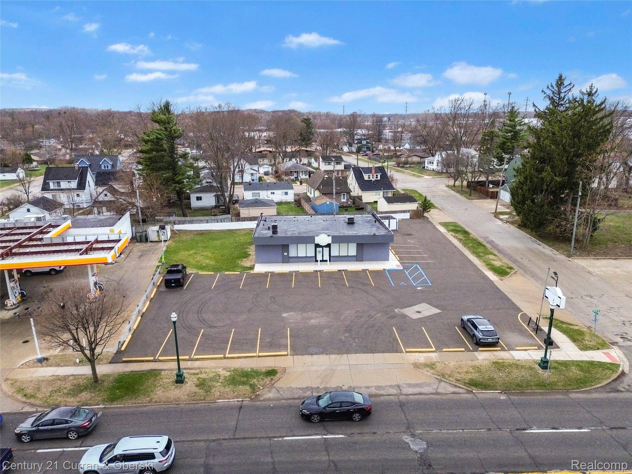 4502 S Wayne RD, Wayne, MI 48184