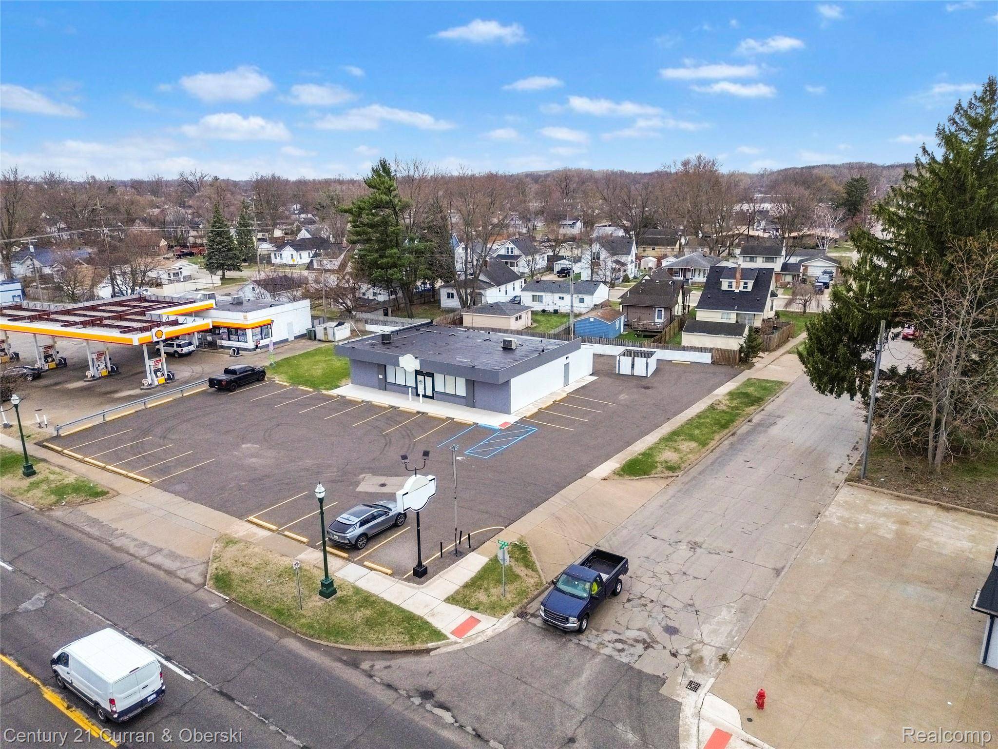 4502 S Wayne RD, Wayne, MI 48184