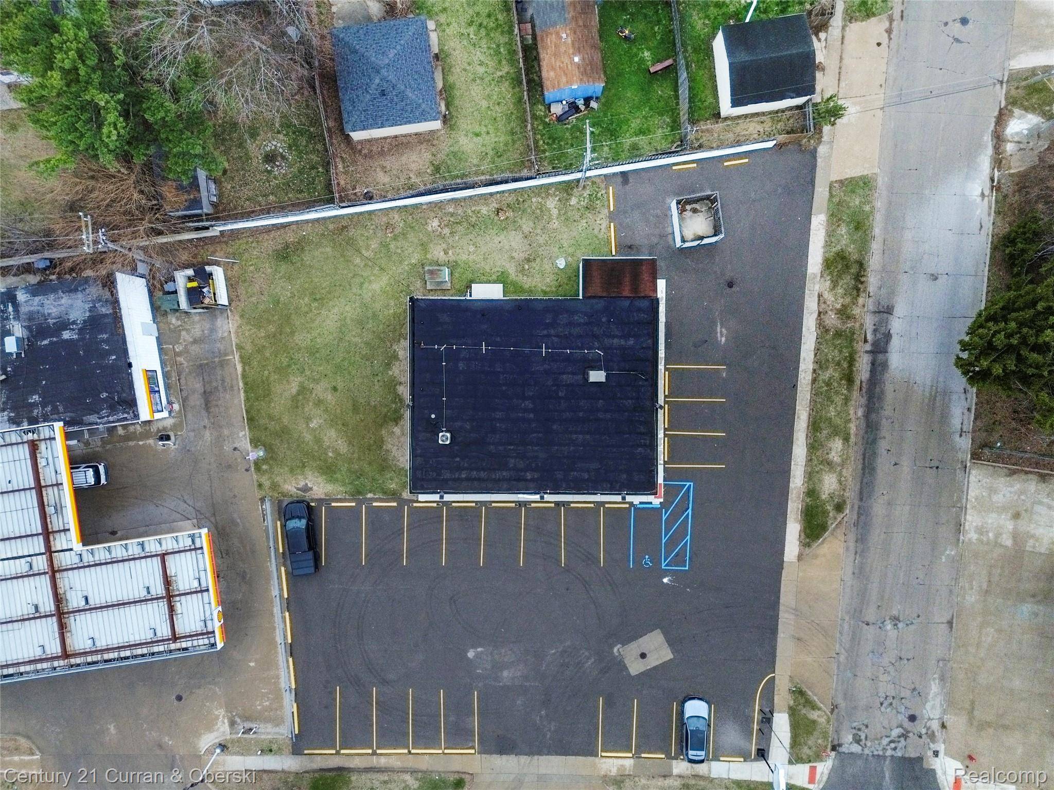 4502 S Wayne RD, Wayne, MI 48184