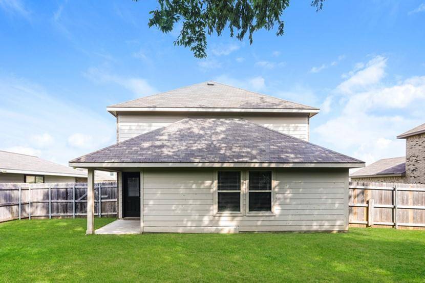 1603 Cardinal Drive, Ennis, TX 75119