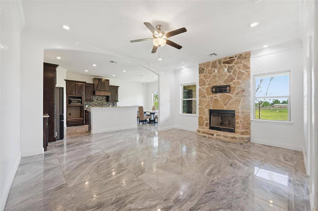 8532 Reese Road, Alvarado, TX 76009