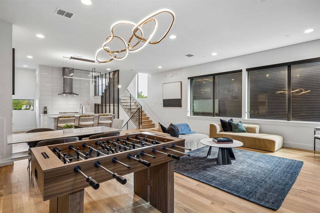 4820 Dinsmore Court, Dallas, TX 75204