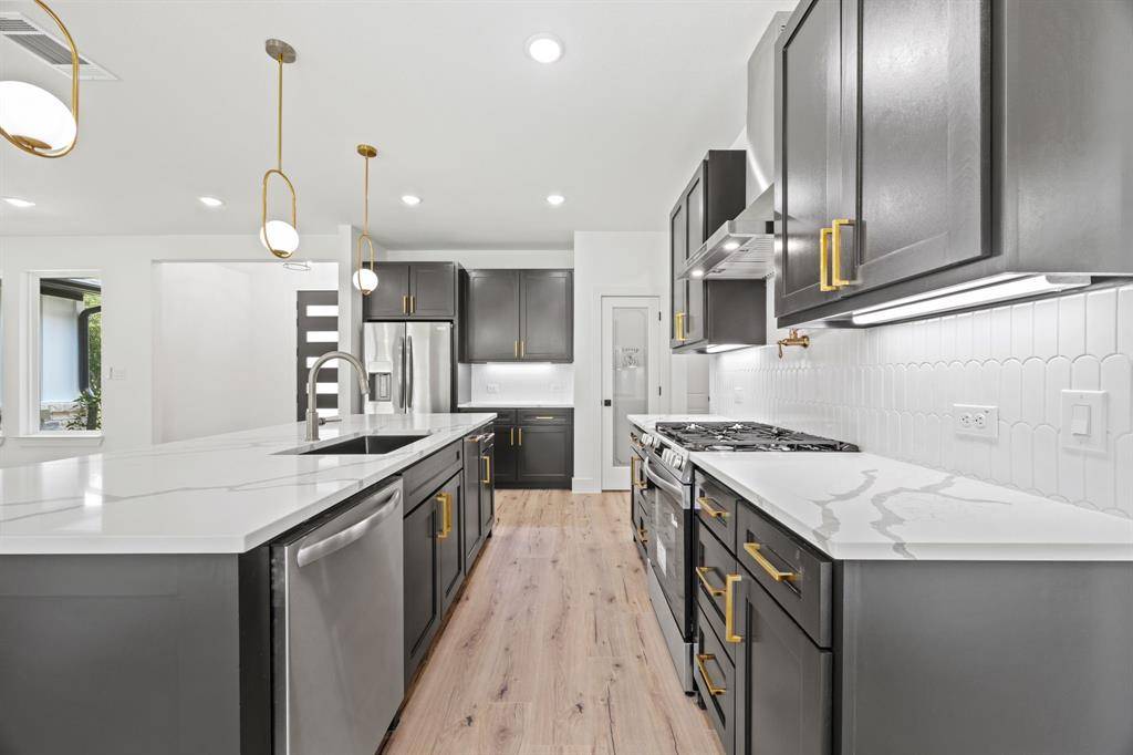 402 S Humphrey Avenue, Kerens, TX 75144