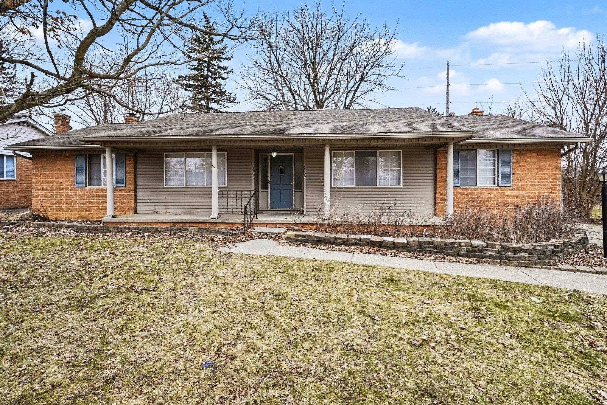 3509 Ridgecliffe DR, Flint Twp, MI 48532