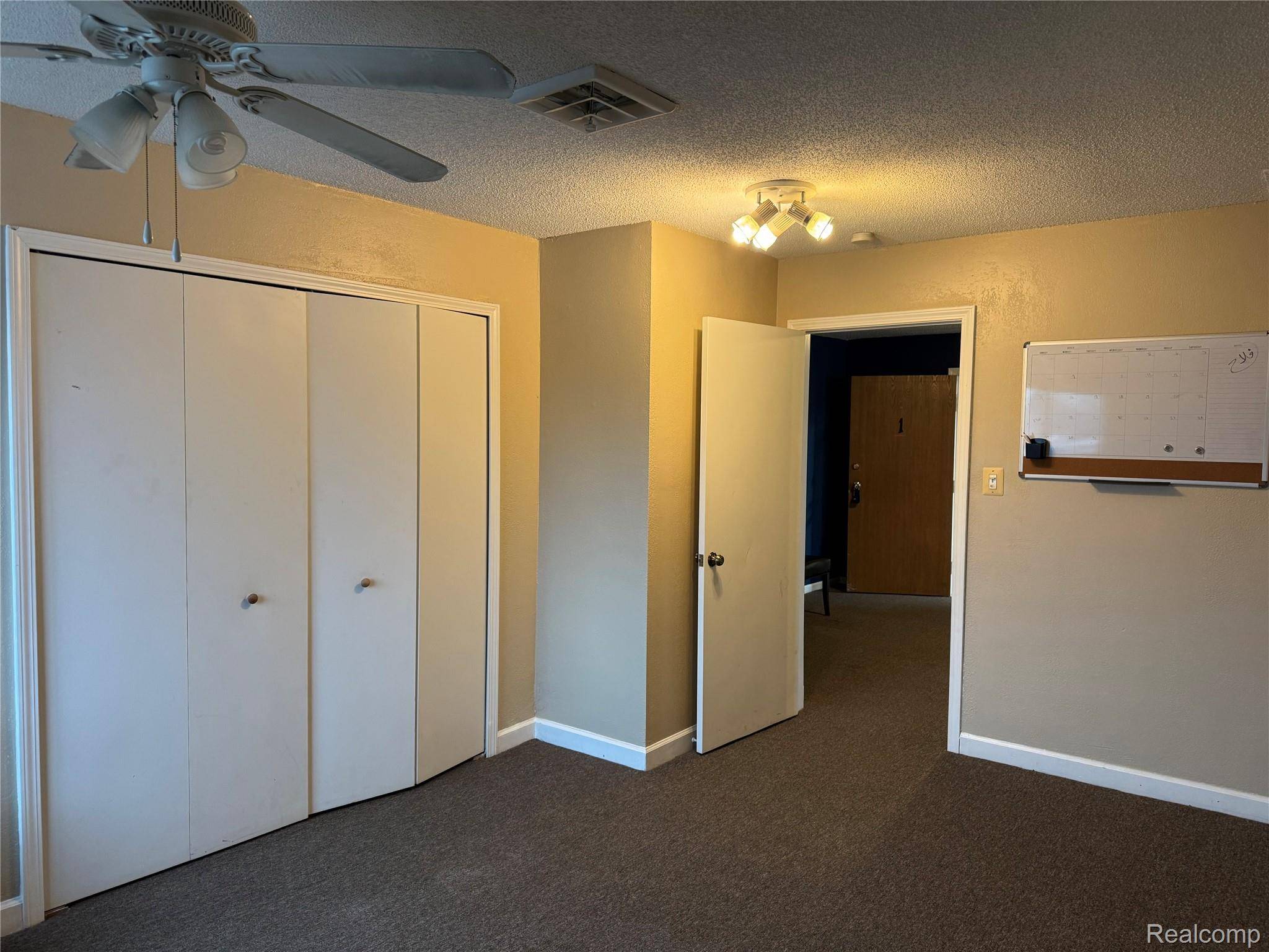 2018 N Telegraph RD, Dearborn, MI 48128