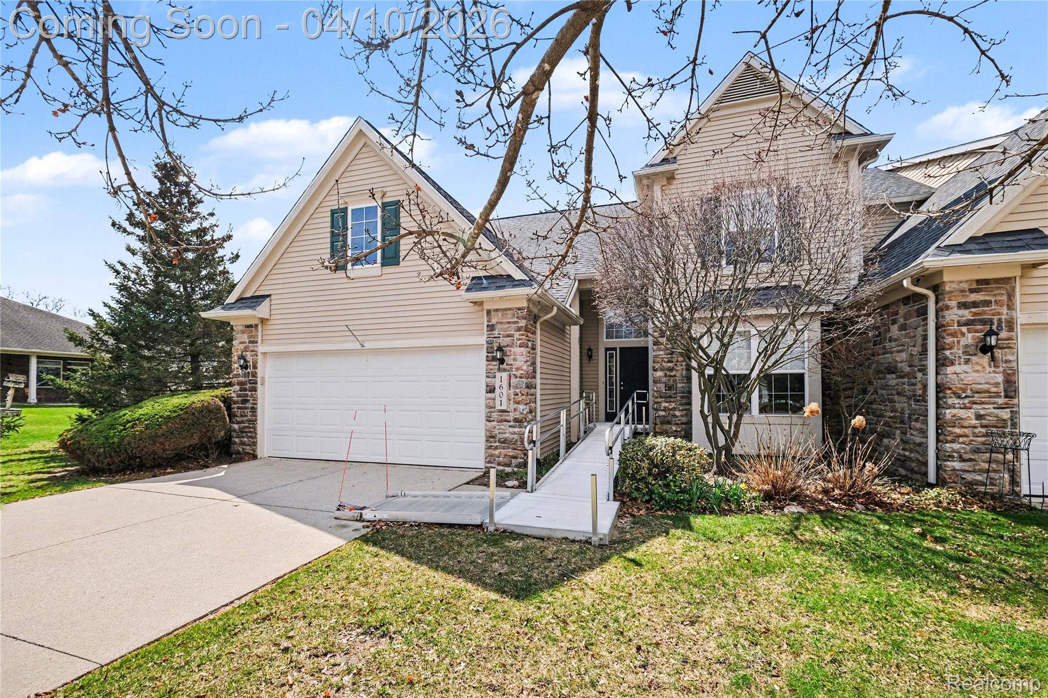1601 Mallard Pond DR, Oceola Township, MI 48855