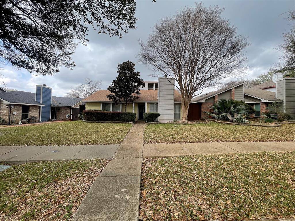 2727 Duval Drive, Dallas, TX 75211