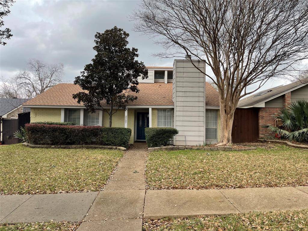 2727 Duval Drive, Dallas, TX 75211