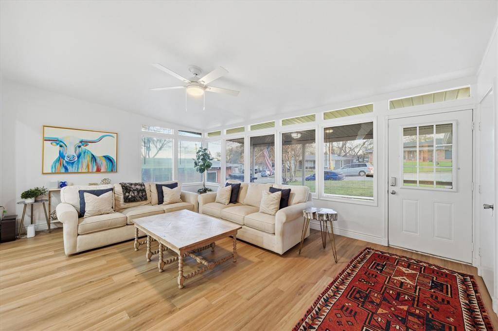 5301 Slate Street, Fort Worth, TX 76114