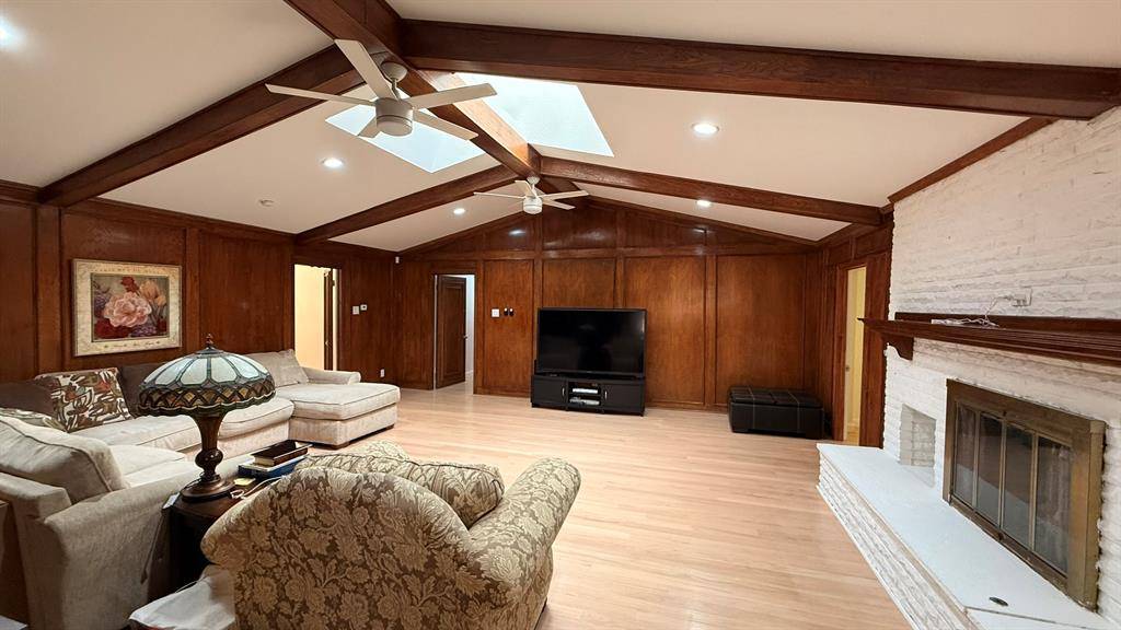 9415 Arborhill Drive, Dallas, TX 75243