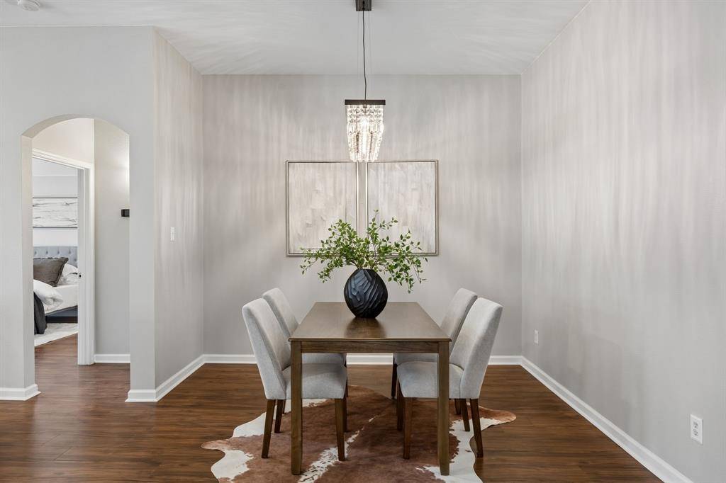 3342 Shining Light Drive, Dallas, TX 75228