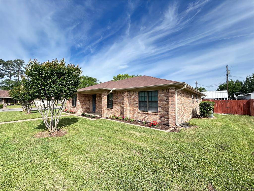 100 Cedar Springs Boulevard, Sulphur Springs, TX 75482