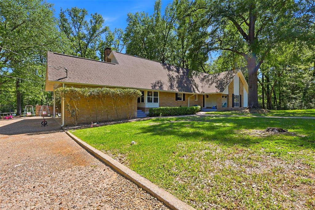 1201 Garden Avenue, Mount Pleasant, TX 75455
