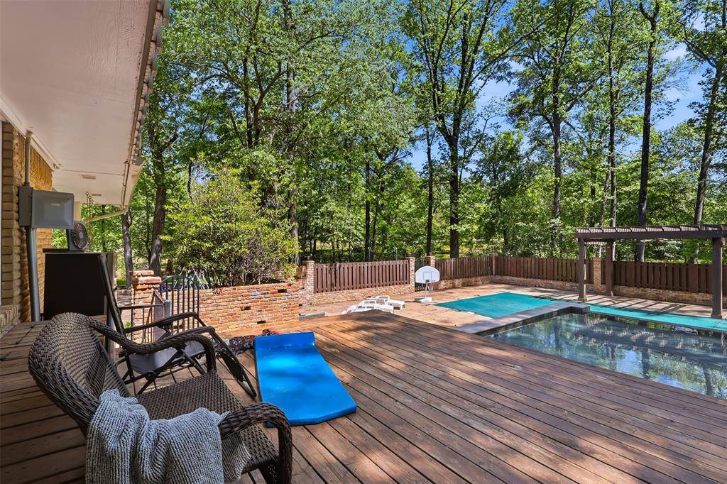 1201 Garden Avenue, Mount Pleasant, TX 75455