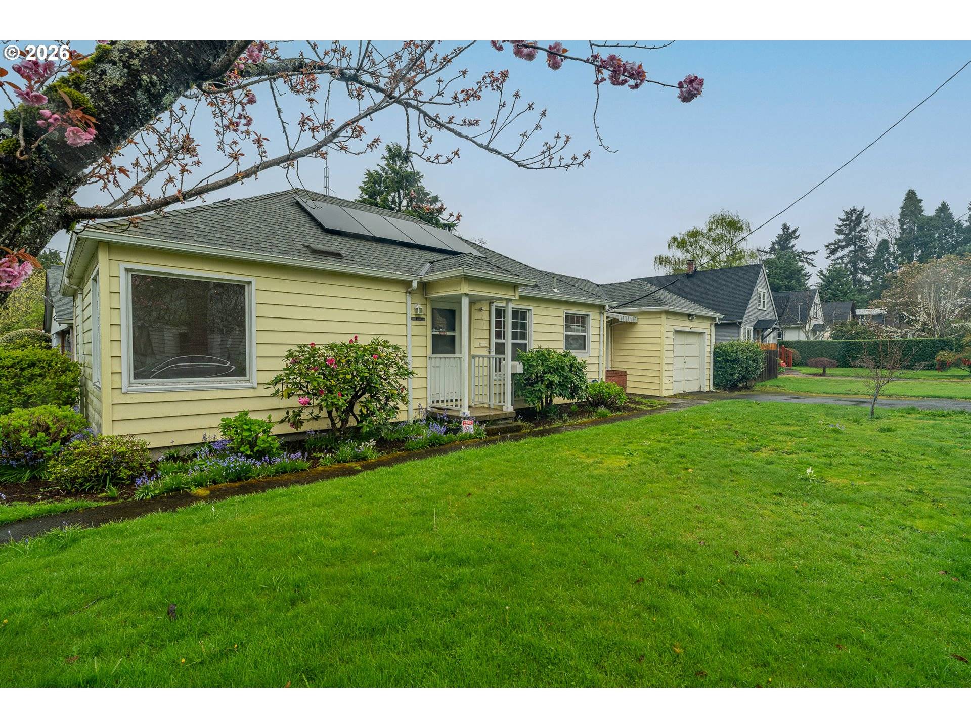 3337 SE HARRISON ST, Milwaukie, OR 97222