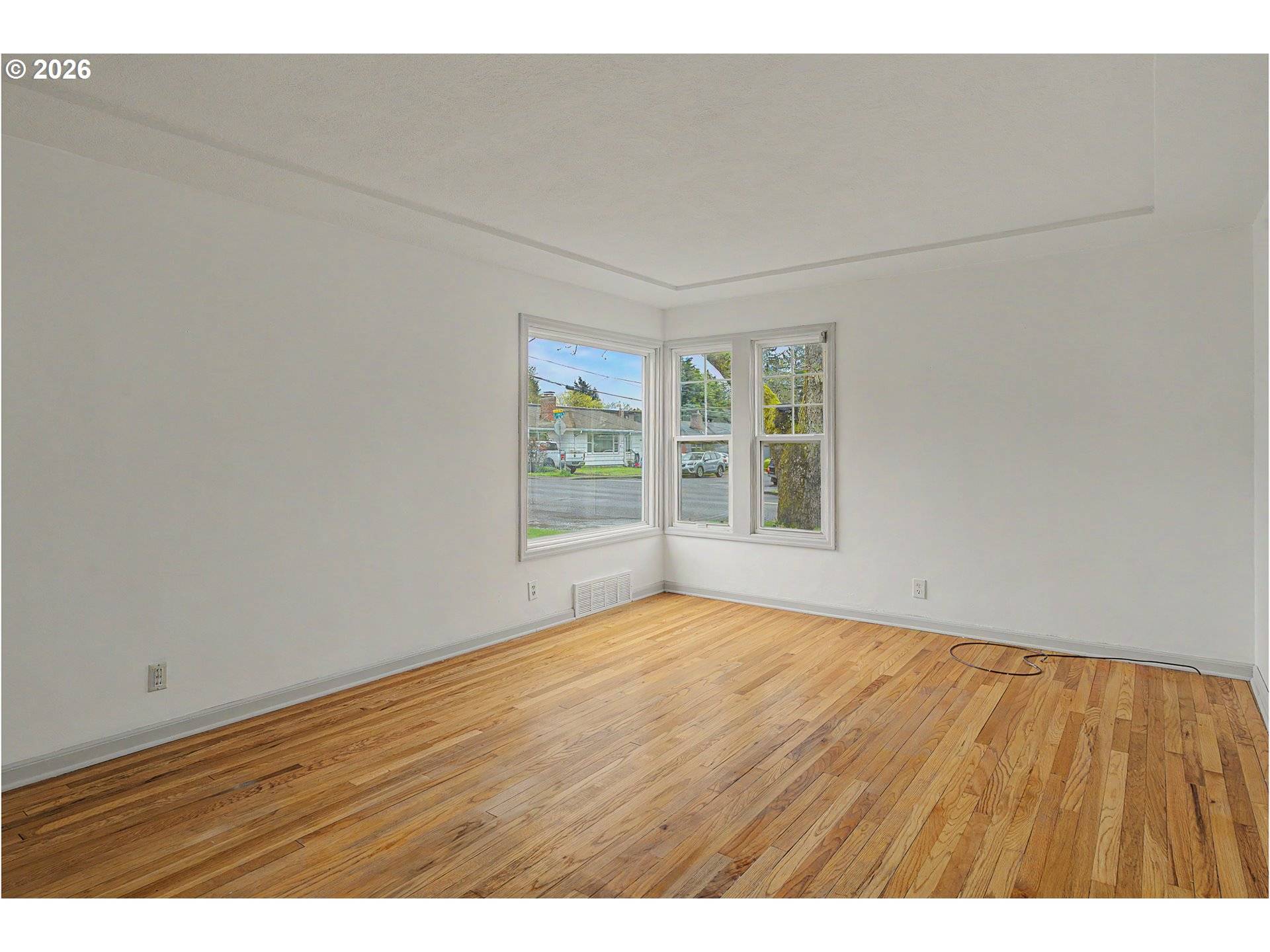 3337 SE HARRISON ST, Milwaukie, OR 97222