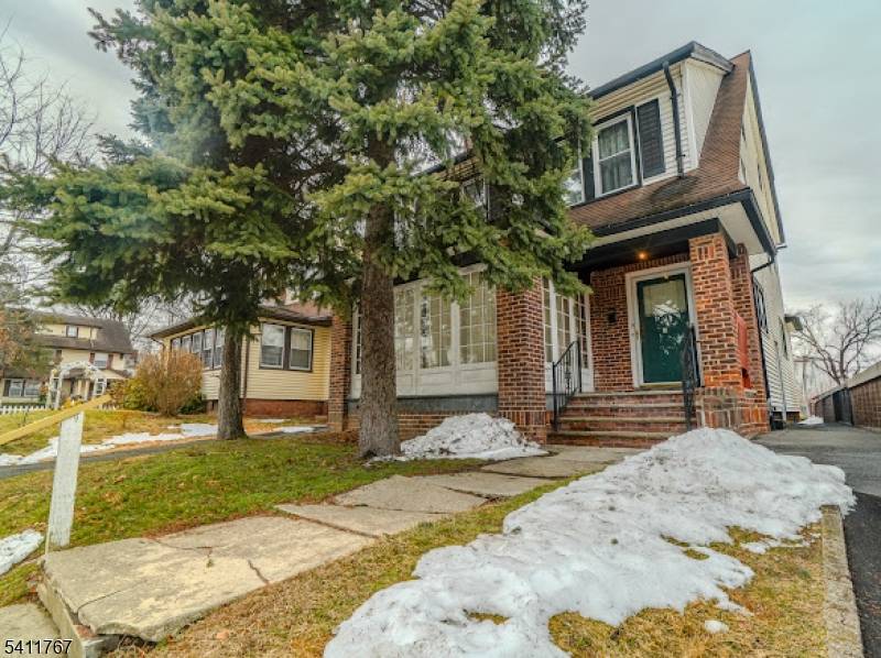 5 N 22Nd St, East Orange City, NJ 07017