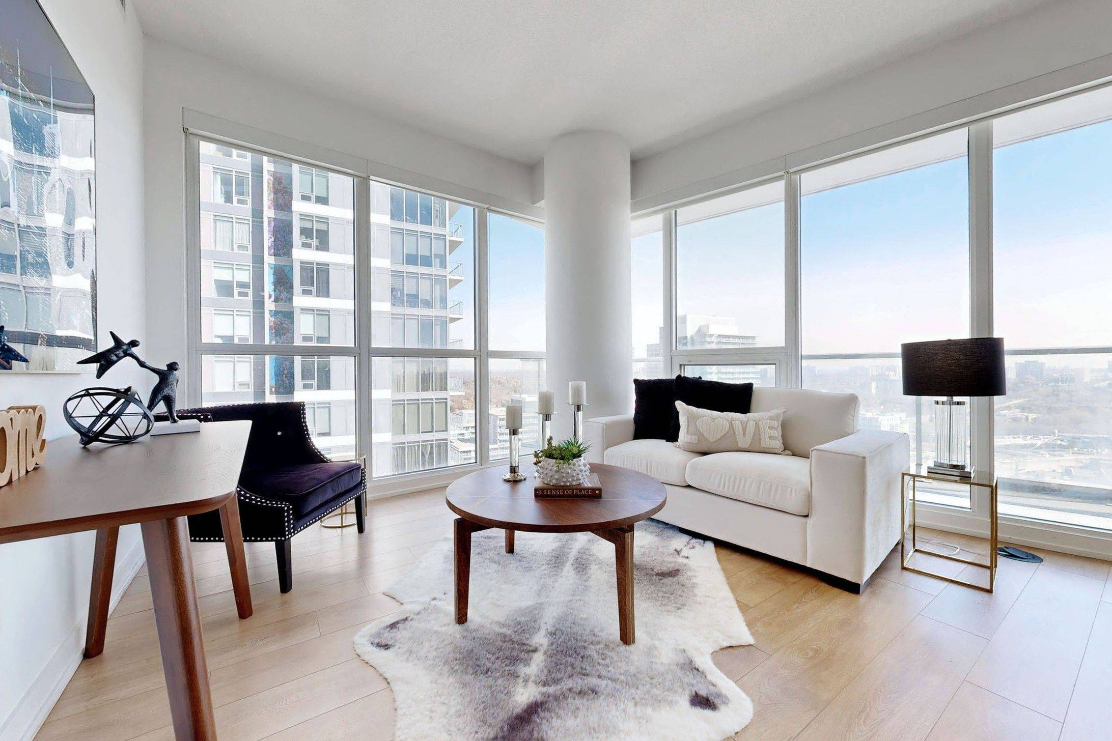 117 Mcmahon DR #2209, Toronto C15, ON M2K 2X9