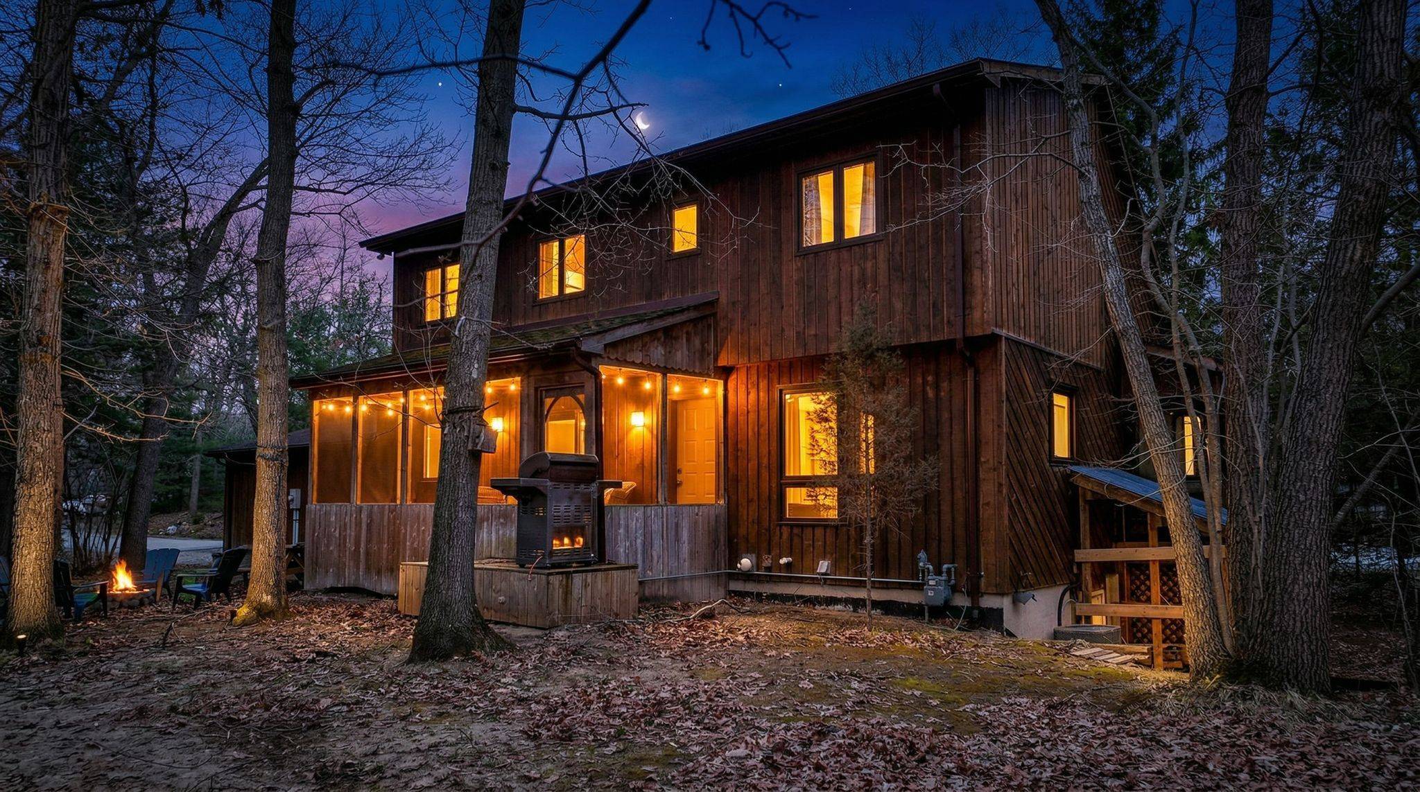 10207 Pinetree DR, Lambton Shores, ON N0M 1T0