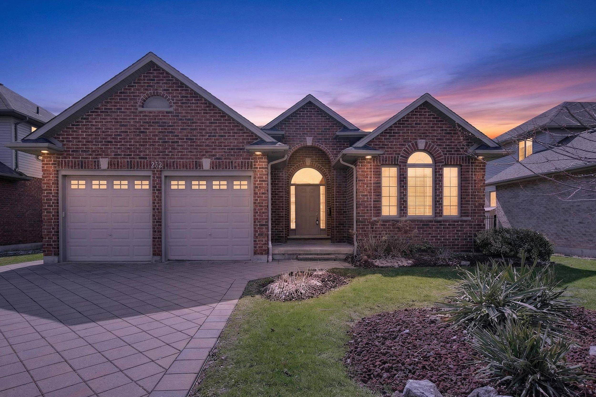 22 Springfield WAY, Middlesex Centre, ON N0L 1R0