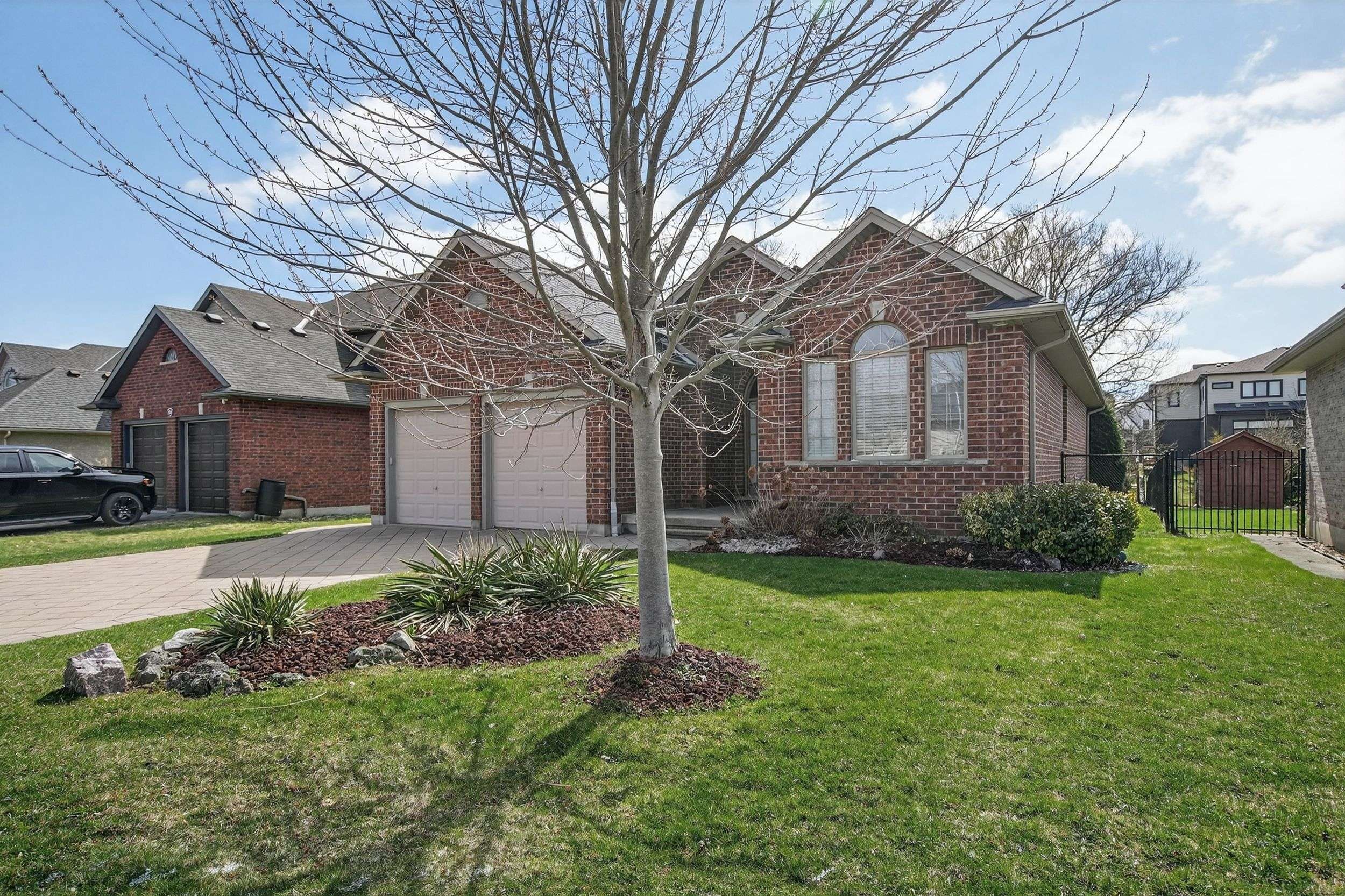 22 Springfield WAY, Middlesex Centre, ON N0L 1R0