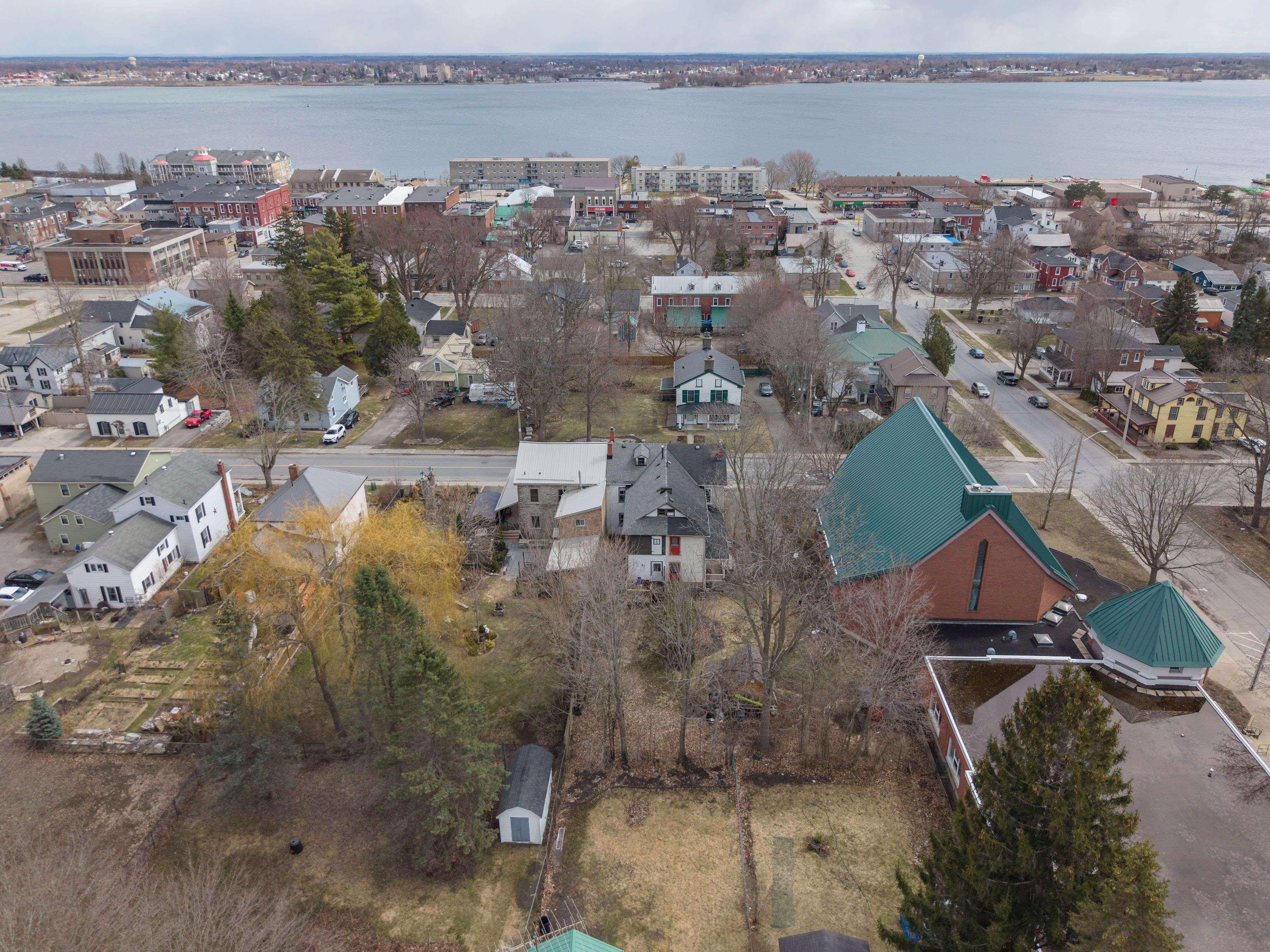 270 Dibble ST W, Prescott, ON K0E 1T0