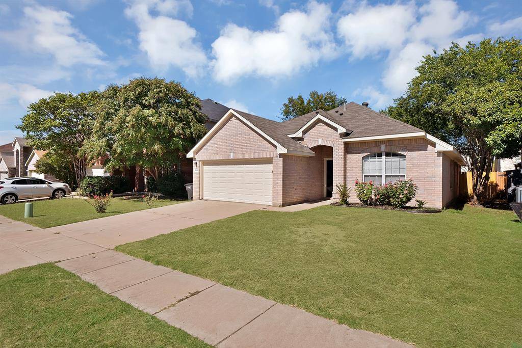 3625 Cripple Creek Trail, Fort Worth, TX 76262