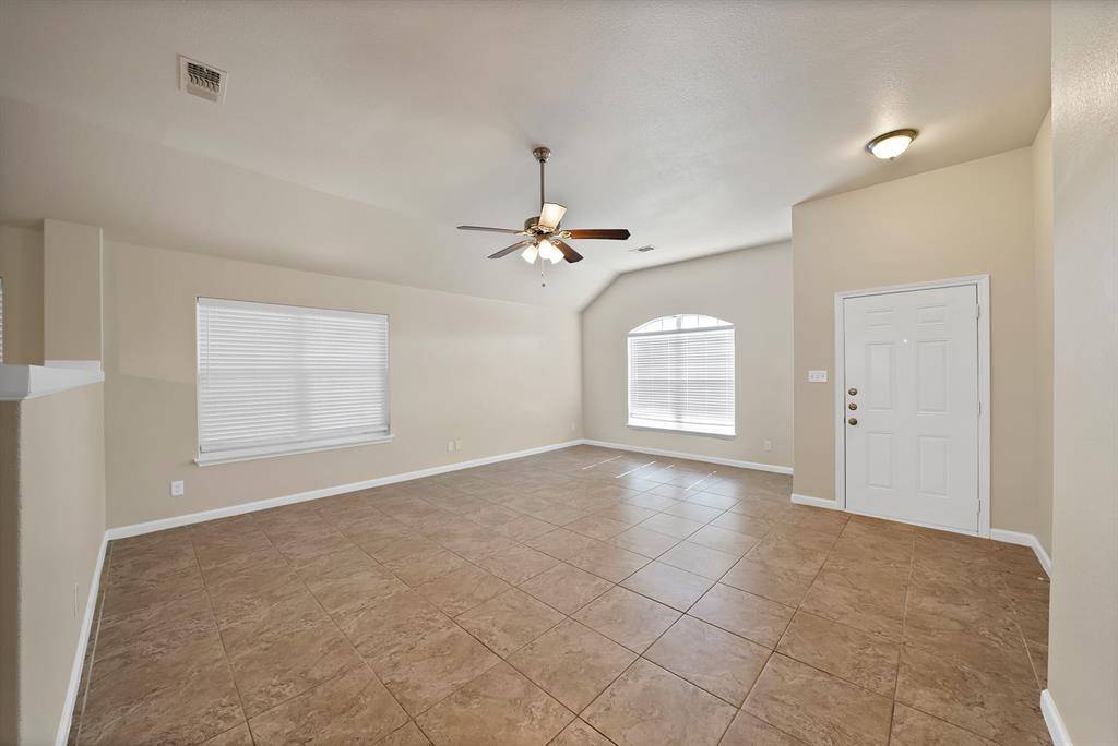 3625 Cripple Creek Trail, Fort Worth, TX 76262