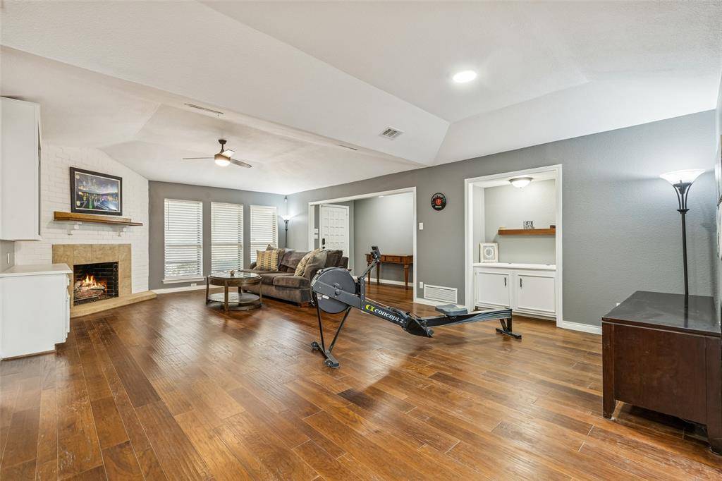 433 Tall Oaks Lane, Richardson, TX 75081