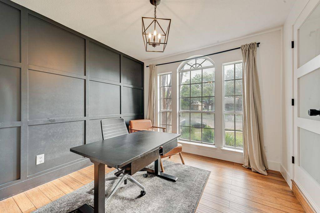 1908 Campfire Court, Lewisville, TX 75067