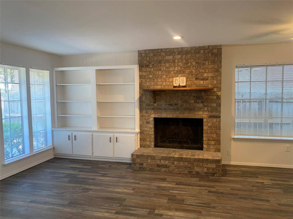 2205 Landmark Court, Arlington, TX 76013