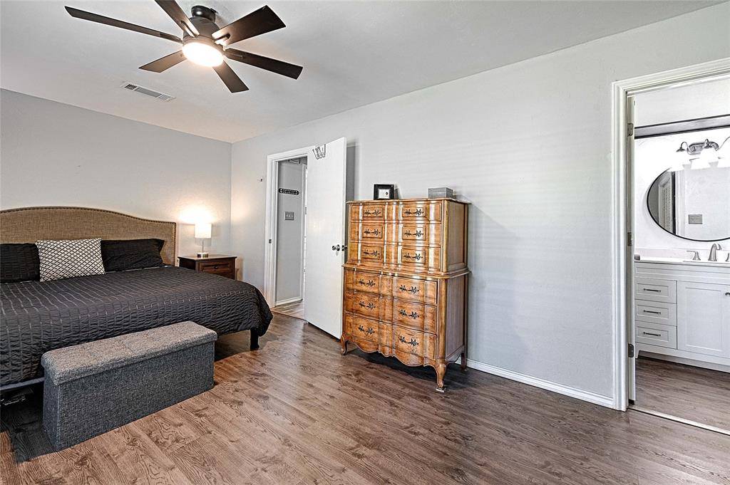 2205 Mayfield Circle, Corinth, TX 76208