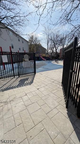 1709 Kennedy Blvd, Jersey City, NJ 07305