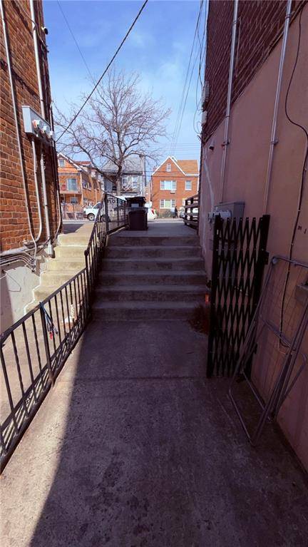 1957 Bogart AVE, Bronx, NY 10462